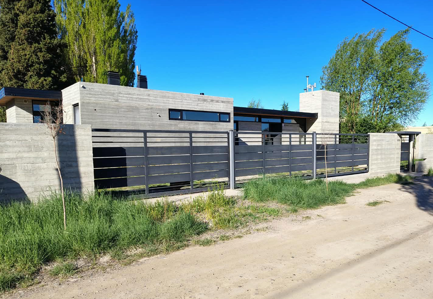 Casa 3 dormitorios – Loteo Hendre – Trelew – foto 1