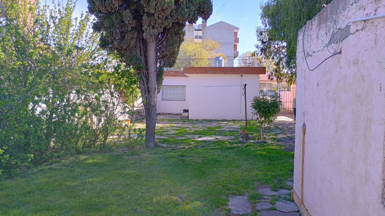 Casa 3 dorm. – Pellegrini 806 (Trelew) – foto 4